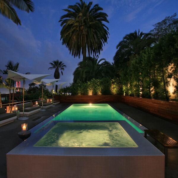 Elegant Nighttime Symmetry and Lighting