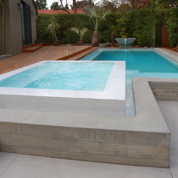 Rose Bowl Modern Pool With Seamless Deck